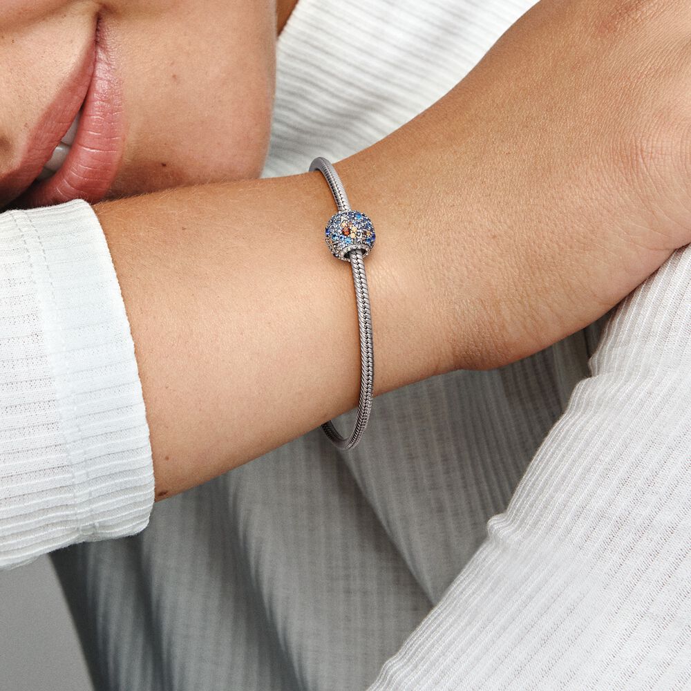 Charm Planeta Mercúrio e Estrelas Brilhantes