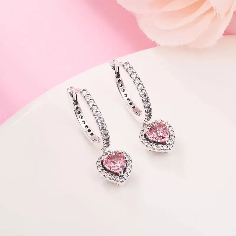 Brincos de Círculos de Corações Rosa